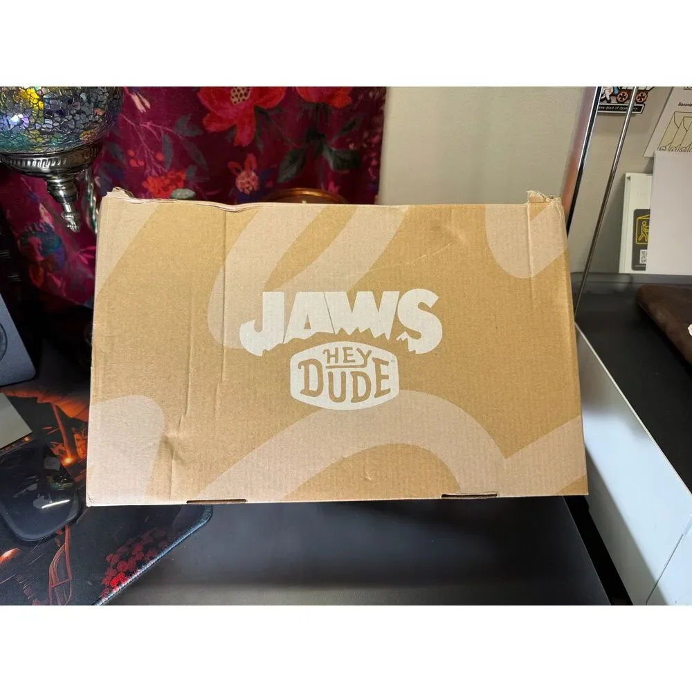 NEW IN BOX Wally Funky Jaws Hey Dudes Size 13 Mens